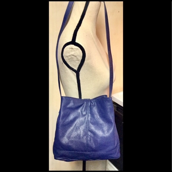 Blue Faux Leather Purse/Bag, Long Strap,Gold Clasp - Picture 5 of 6